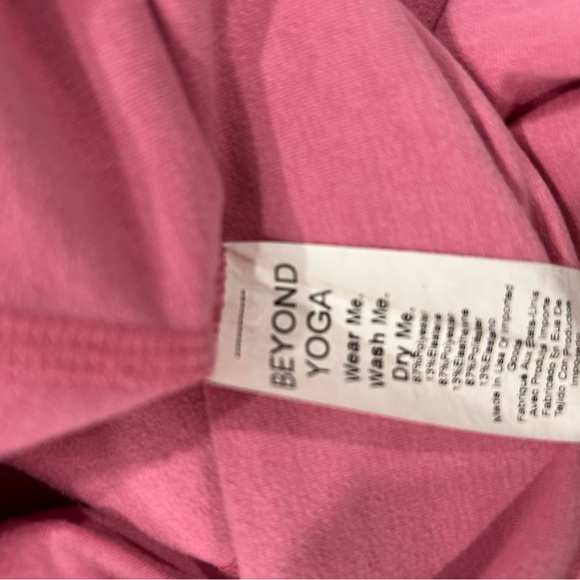 Beyond Yoga spacedye caught in the midi legging in pink bloom heather - Picture 5 of 8